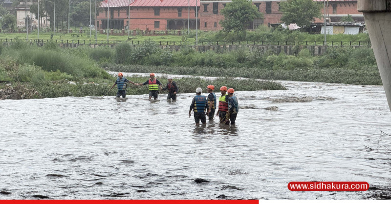 धोबिखोलामा हामफालिन् एक महिला, खोज्न प्रहरी परिचालन