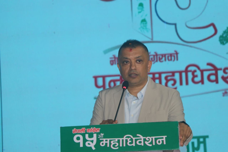 गगन थापाको दृढता: २० प्रतिशत मात्रै समय आन्तरिक पार्टीमा, ८० प्रतिशत कांग्रेसलाई बाहिर बहस गर्ने बनाउने