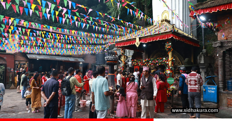 गणेश चतुर्थी : देशभरका गणेश मन्दिरमा पूजा आराधना एवं दर्शन गर्ने भक्तजनको लाम