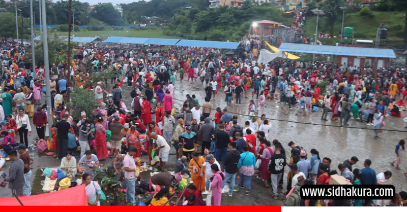 भाद्रकृष्ण औँसीः पितृप्रति श्रद्धा प्रकट गर्न बिहानैदेखि गोकर्णेश्वरमा हजारौँ भक्तजन