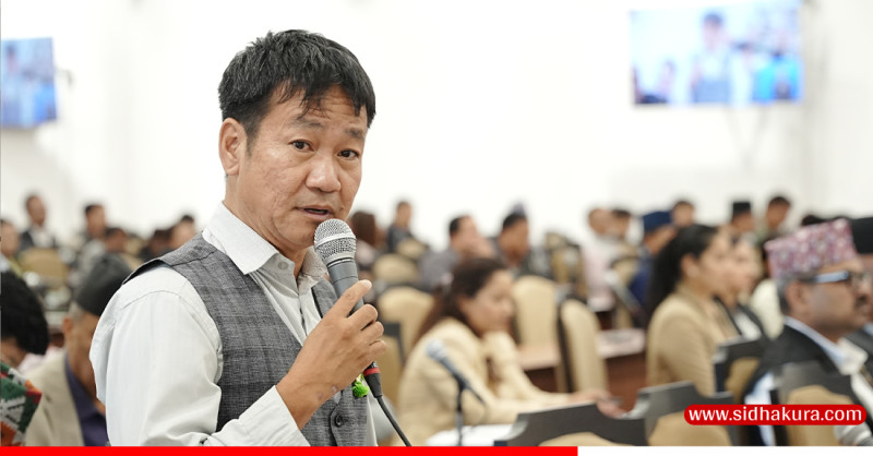ढुङ्गाहरूको देश हो वा मान्छेको देश हो अचम्म लागेको छ: हर्क साम्पाङ