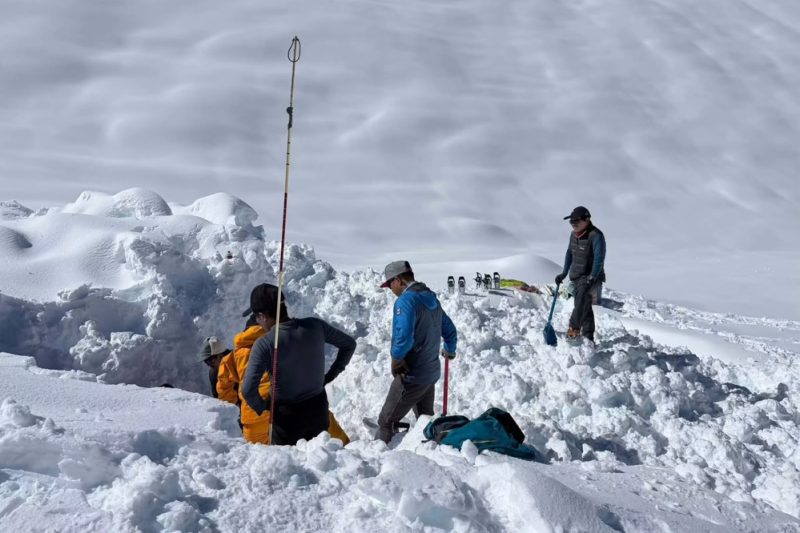 हिमलुङ हिमपहिरोमा थप तीन जनाको शव भेटियो