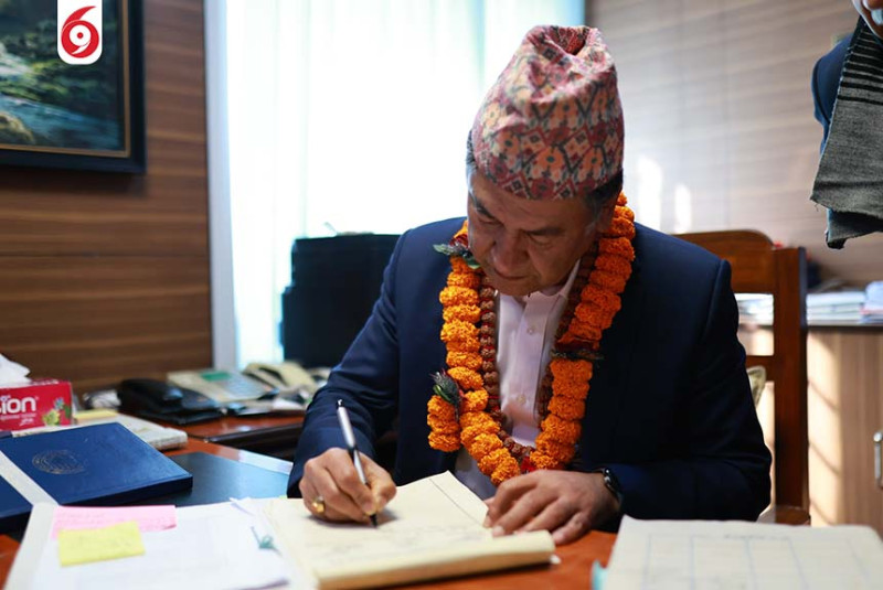 नेपाल विद्युत प्राधिकरणको निर्देशकमा हितेन्द्र देव शाक्य पद बहली(तस्बिरहरु)