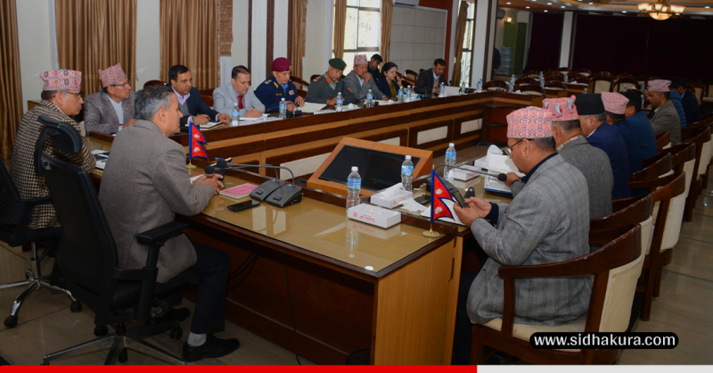 निर्वाचन सुरक्षा सम्बन्धमा गृहमन्त्री अर्यालद्वारा प्रदेशका प्रमुख सचिवहरूसँग छलफल