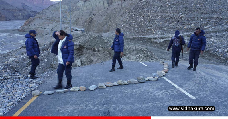 पहिराले कागबेनी–कोरला सडक अवरुद्ध, तत्काल यात्रा नगर्न प्रशासनको अनुरोध