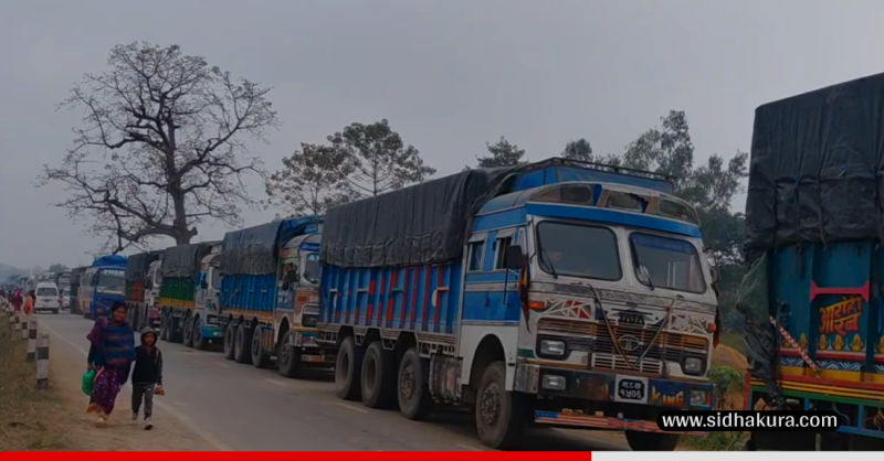 मृतकका आफन्तसँग सहमति जुटेपछि कैलालीमा अवरुद्ध पूर्वपश्चिम राजमार्ग खुल्यो