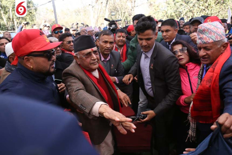 तेस्रो पटक एमाले अध्यक्ष निर्वाचित भएपछि ओली(तस्बिरहरु)