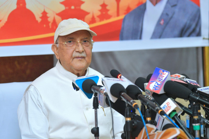 एमालेले बिरुद्धको देशद्रोही भाष्य र घेराबन्दी विरुद्ध डटेर सामान गर्छः केपी ओली