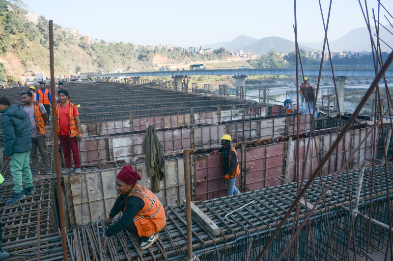 मुग्लिन–पोखरा सडकअन्तर्गतको मादी पुल निर्माणको अन्तिम चरणमा