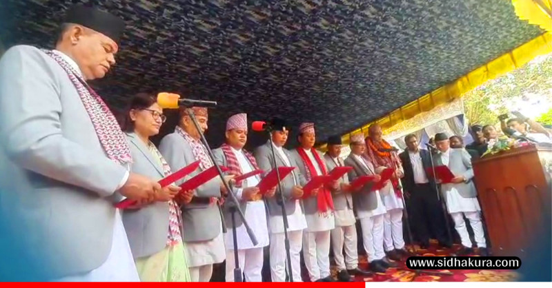 नवनियुक्त मुख्यमन्त्री बानियाँद्वारा सपथग्रहण, ८ मन्त्री नियुक्त