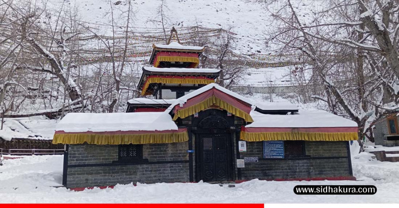 हिमपातपछि मुक्तिनाथ मन्दिर परिसर सुनसान, कागबेनीमै रोकिए दर्शनार्थी