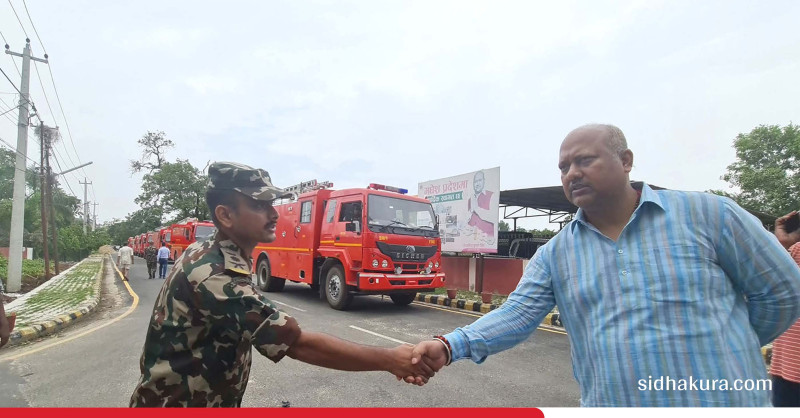 खानेपानीको सङ्कट गहिरिएपछि वारुणयन्त्रबाट वीरगञ्जमा खानेपानी वितरण
