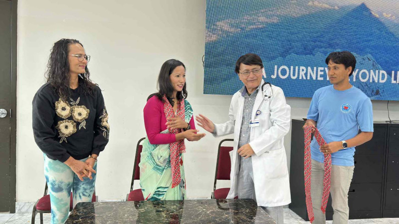 सगरमाथा आरोही दुई नेपाली महिला टेक्ससको ड्यालसमा सम्मानित