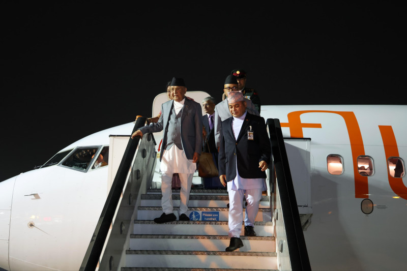 दुबई पुगे प्रधानमन्त्री ओली