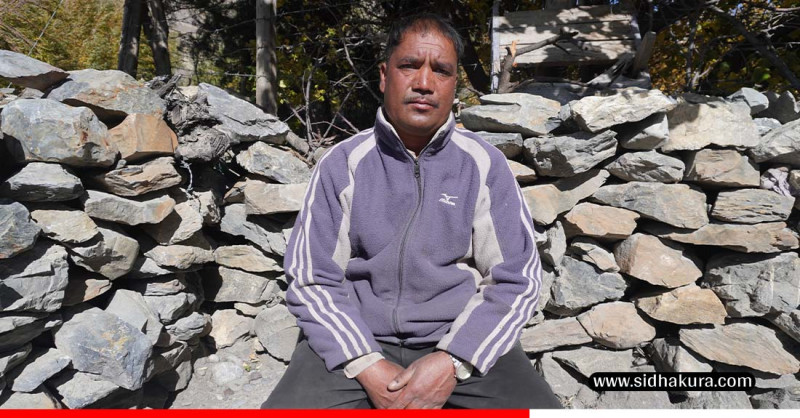 च्याङ्ग्रापालनबाट वार्षिक पाँच लाख आम्दानी गर्दै आएका पूर्णबहादुर