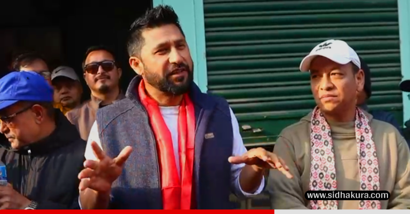 चितवन पुगेर चुनावी अभियानलाई तीव्रता दिन थाले सभापति लामिछाने