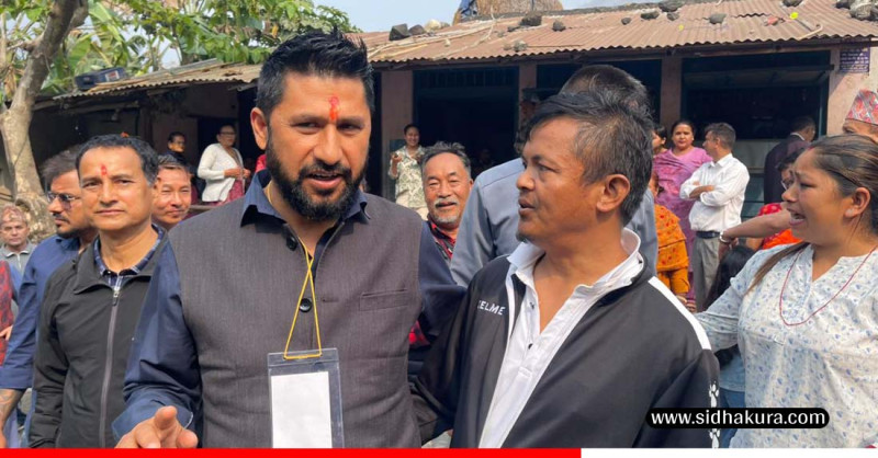 रास्वपा सभापति लामिछाने चितवनमा