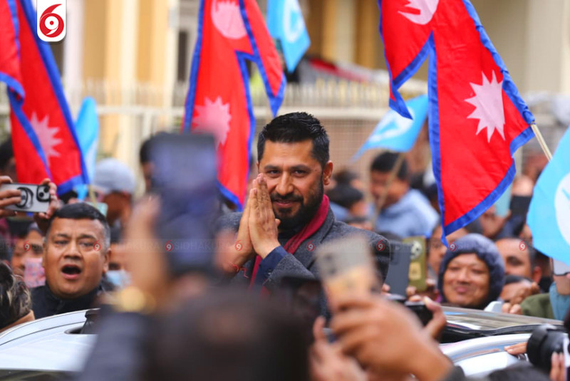 २ सय ६६ दिनपछि घण्टीघरमा रवि लामिछानेको 'इन्ट्री'