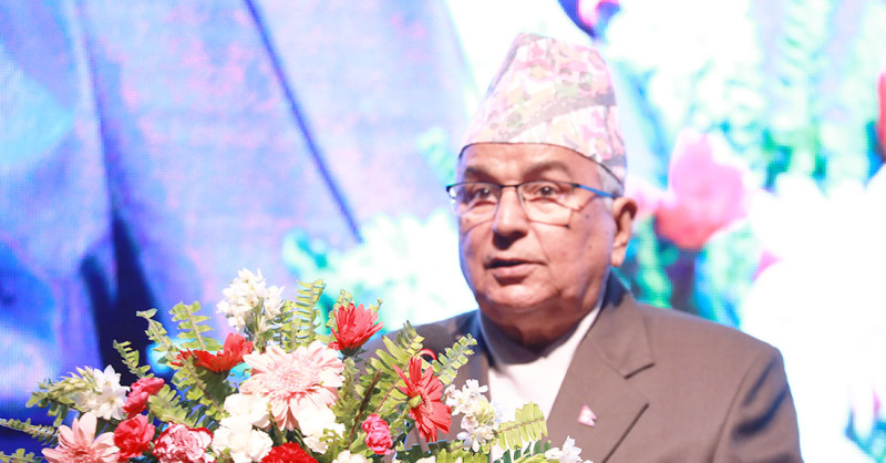 संविधानको भावनाअनुसार नागरिकको स्वास्थ्यमा समान पहुँच पुर्याउनु पर्छ : राष्ट्रपति पौडेल