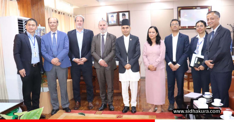 सञ्चारमन्त्री र एडिबी नेपाल निर्देशकबीच भेटवार्ताः ‘डिजिटल’ रूपान्तरणमा सहकार्यबारे छलफल