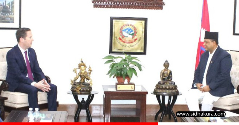 परराष्ट्रमन्त्री खनालसँग अमेरिकी विशेष दूत गोरको शिष्टाचार भेट