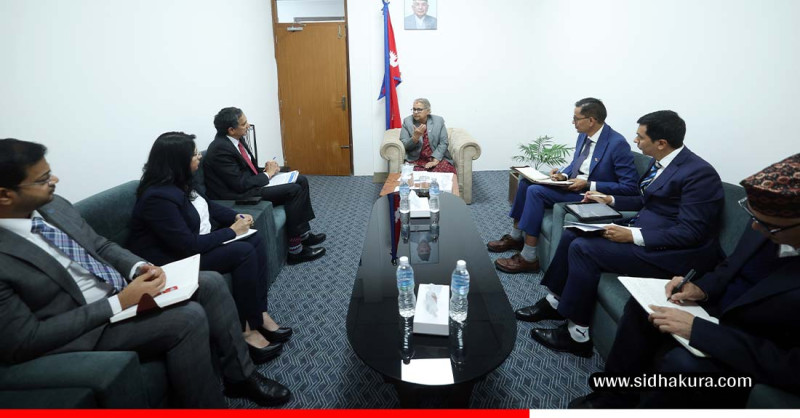 प्रधानमन्त्री कार्की र अन्तर्राष्ट्रिय मुद्राकोषका  एसिया विभाग निर्देशक श्रीनिवासनबीच शिष्टाचार भेट