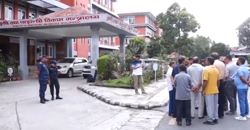 उखु किसान र सरकारबीचको वार्ता निष्कर्षविहीन, आन्दोलनको स्वरुप परिवर्तन गर्ने चेतावनी