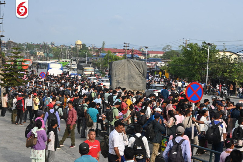 यातायात बन्दको मारमा यात्रु, परीक्षार्थीलाई स्कर्टिङ गरेर मुग्लिन पठाइयो (तस्विरहरु)
