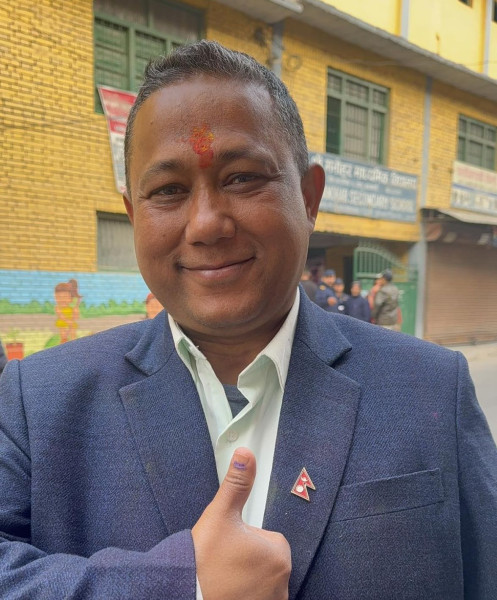 रास्वपाका शिशिर खनालले काठमाडौँ  टोखा १० मनोहर माबिबाट गरे मतदान