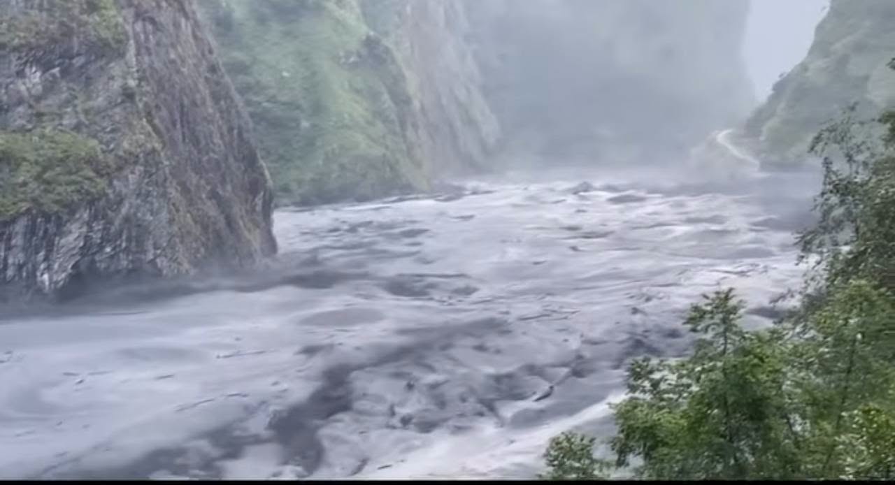 गोरखाका सिडिओ भन्छन्– जगतमा केही घरहरू बगे, बाढी बढ्नेघट्ने क्रम जारी छ