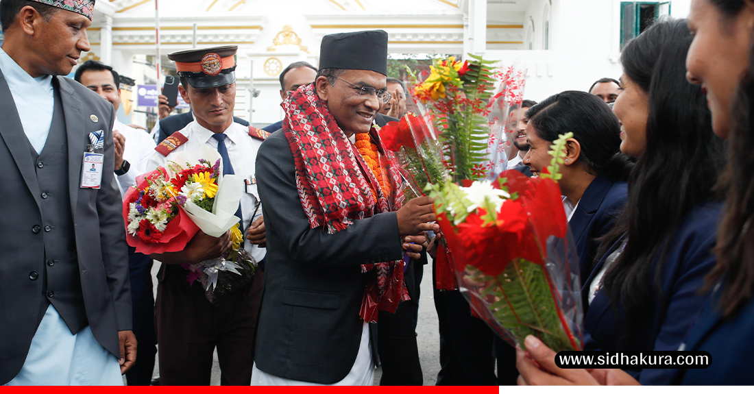 Bishwo-poudel-governer-1747809711.jpg