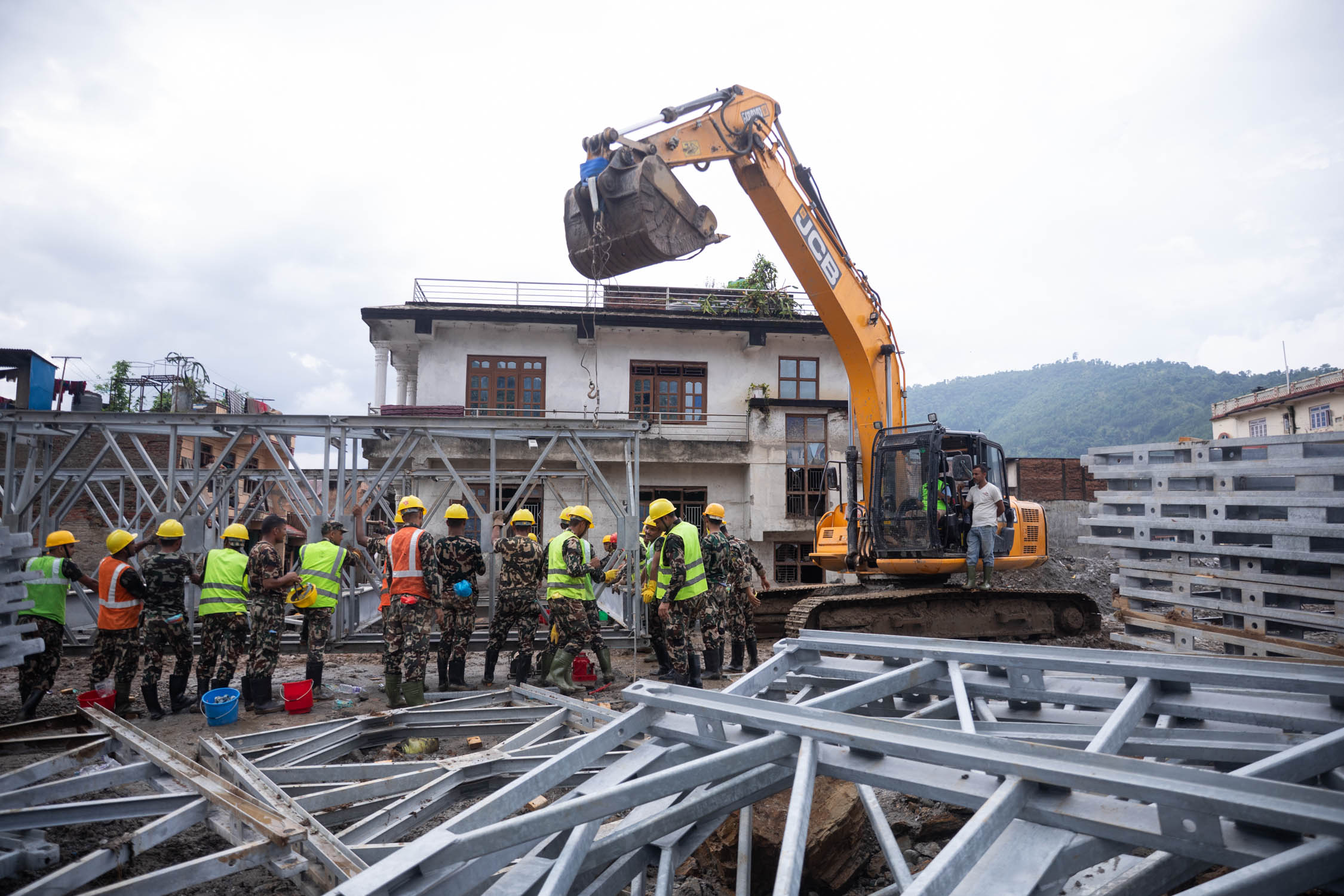 Bridge_Trisuli_Nepal-Army_nepal-Photo-library2-1788667913.jpg
