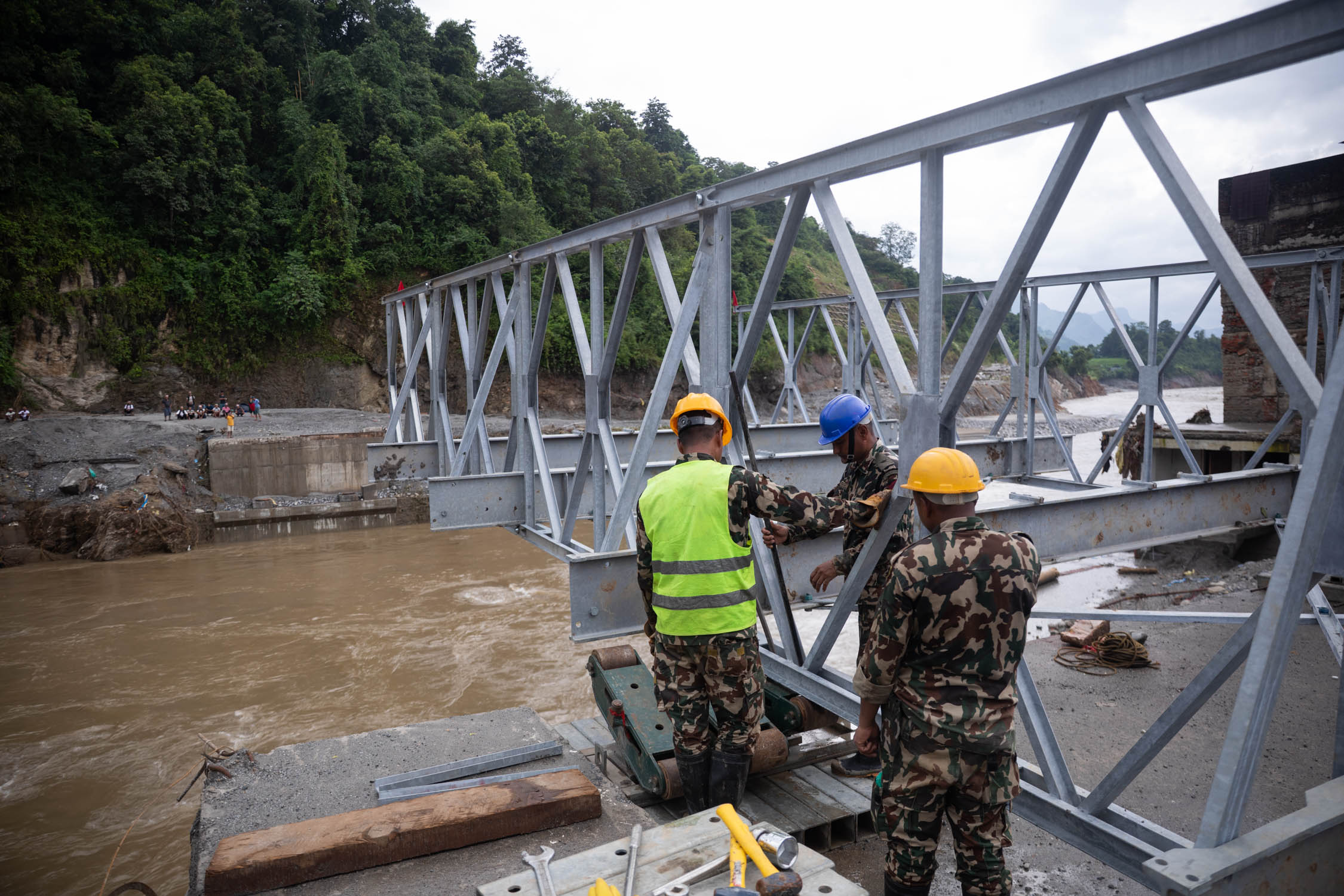 Bridge_Trisuli_Nepal-Army_nepal-Photo-library3-1788667914.jpg