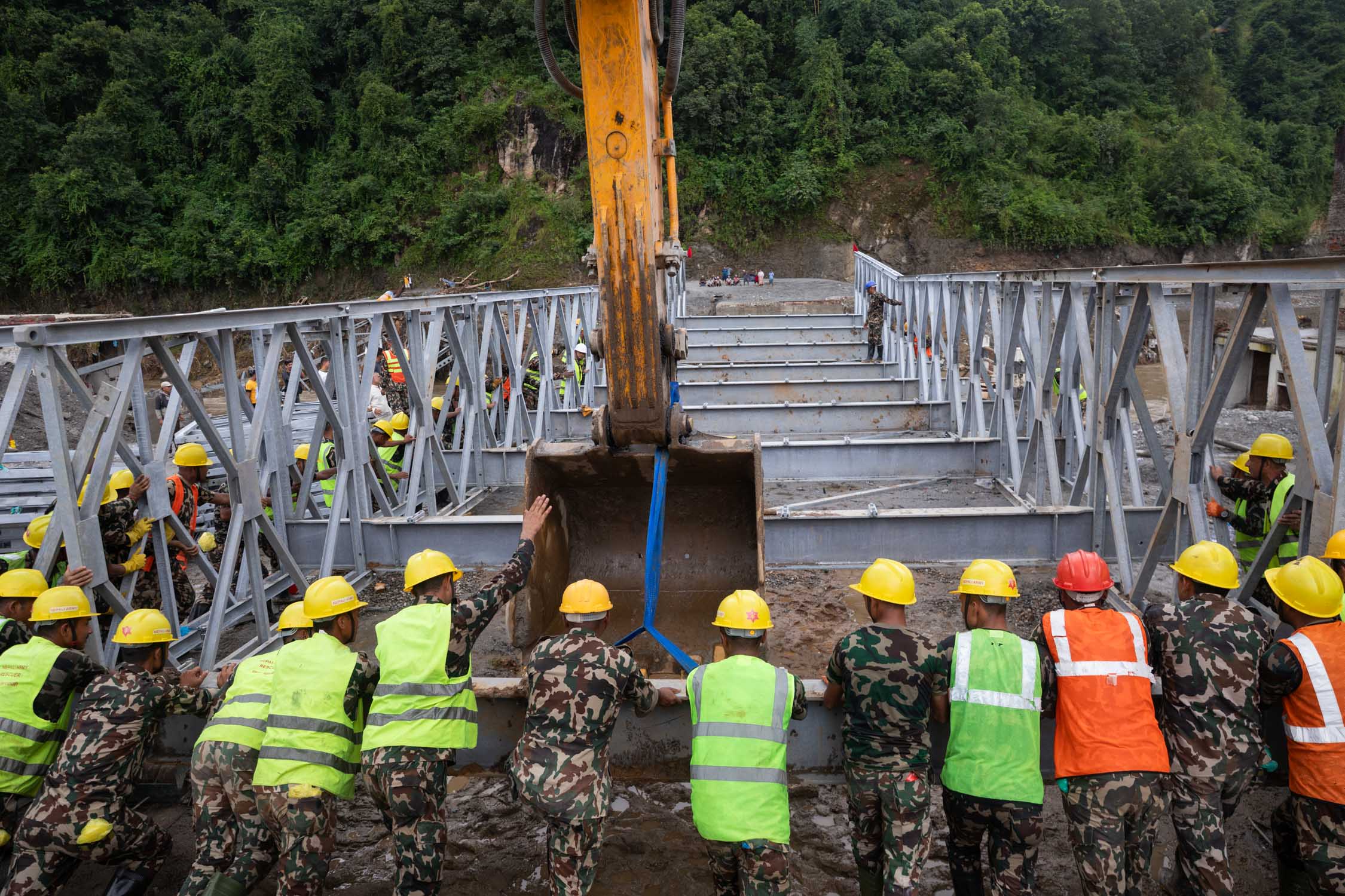 Bridge_Trisuli_Nepal-Army_nepal-Photo-library5-1788667915.jpg