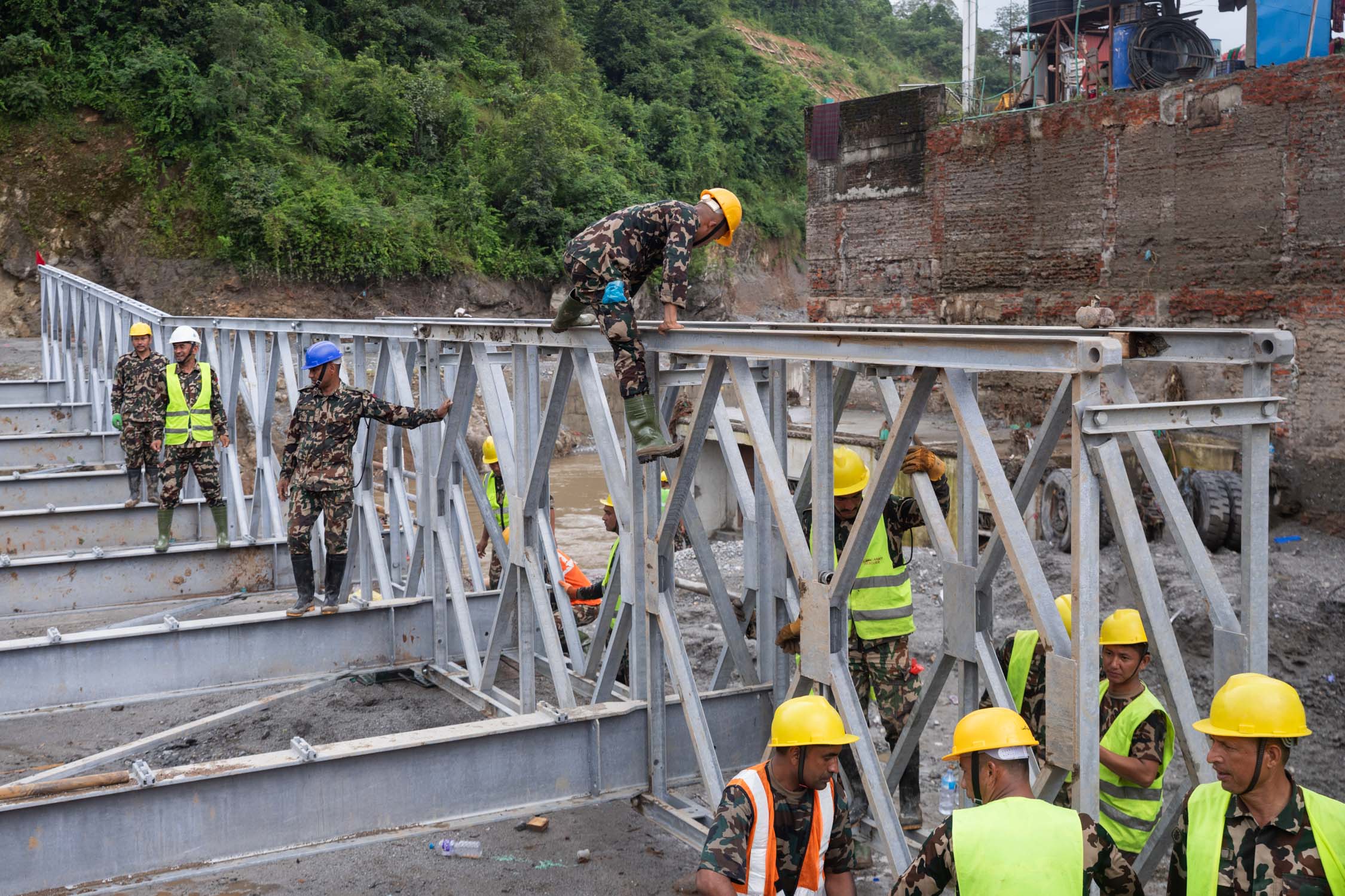 Bridge_Trisuli_Nepal-Army_nepal-Photo-library6-1788667915.jpg