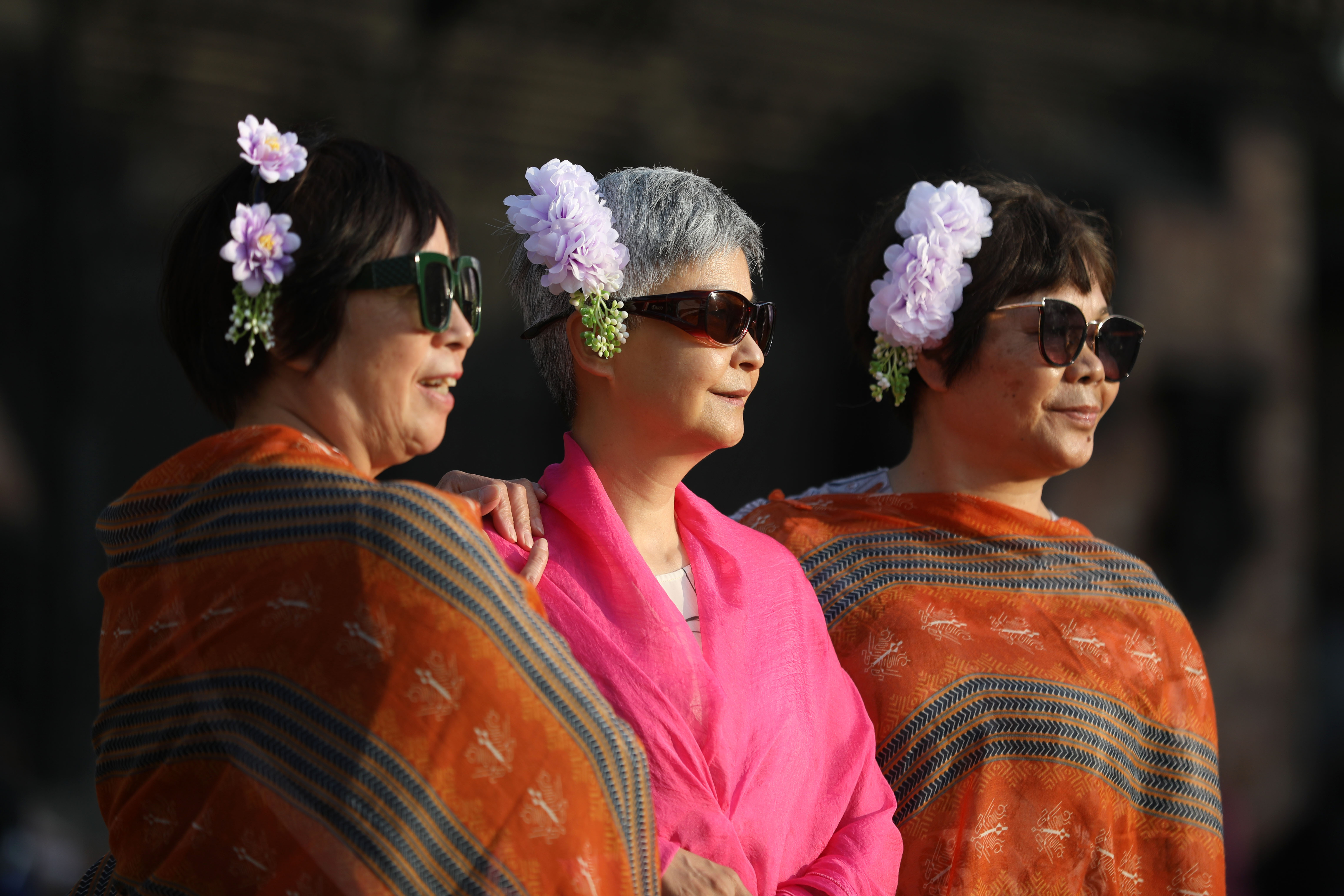 Chinese-Tourist_Bhaktapur-Durbar_Sidhakura-(6)-1792129345.jpg