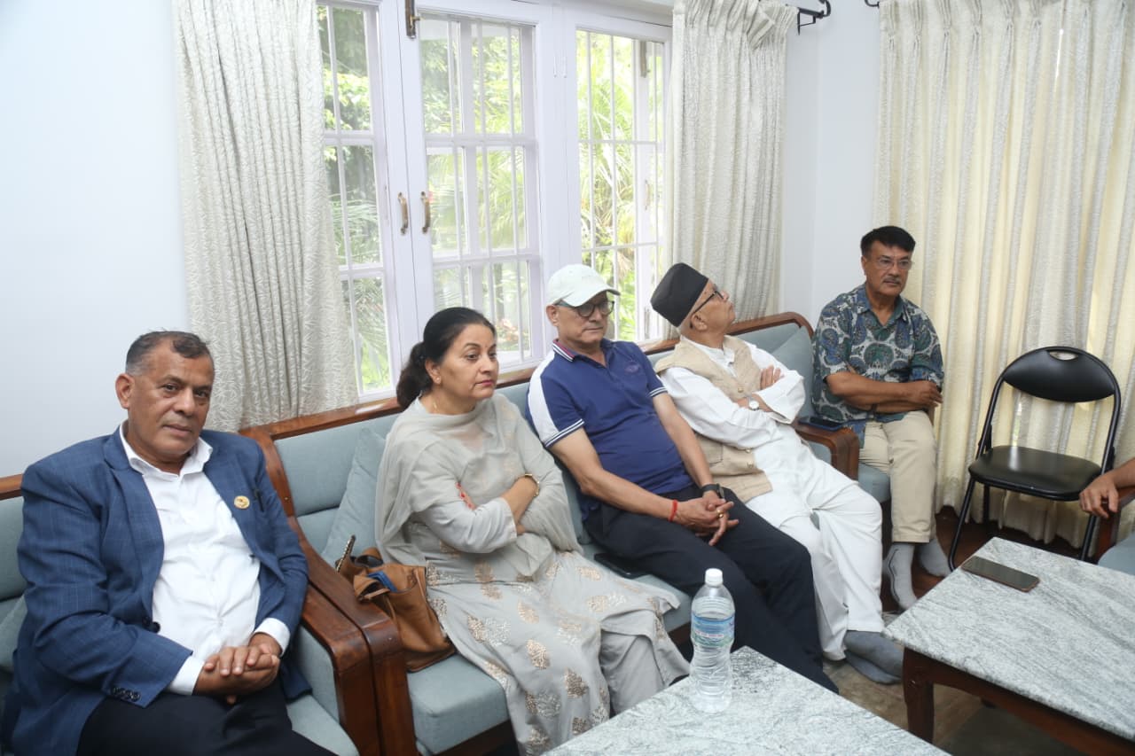 Congress-Khadka-Meeting_NPL-(1)-1783071617.jpeg