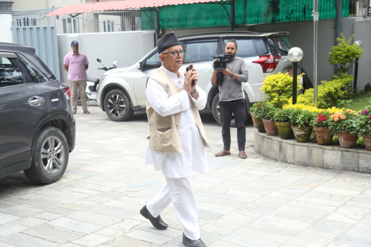 Congress-Khadka-Meeting_NPL-(7)-1783071615.jpeg