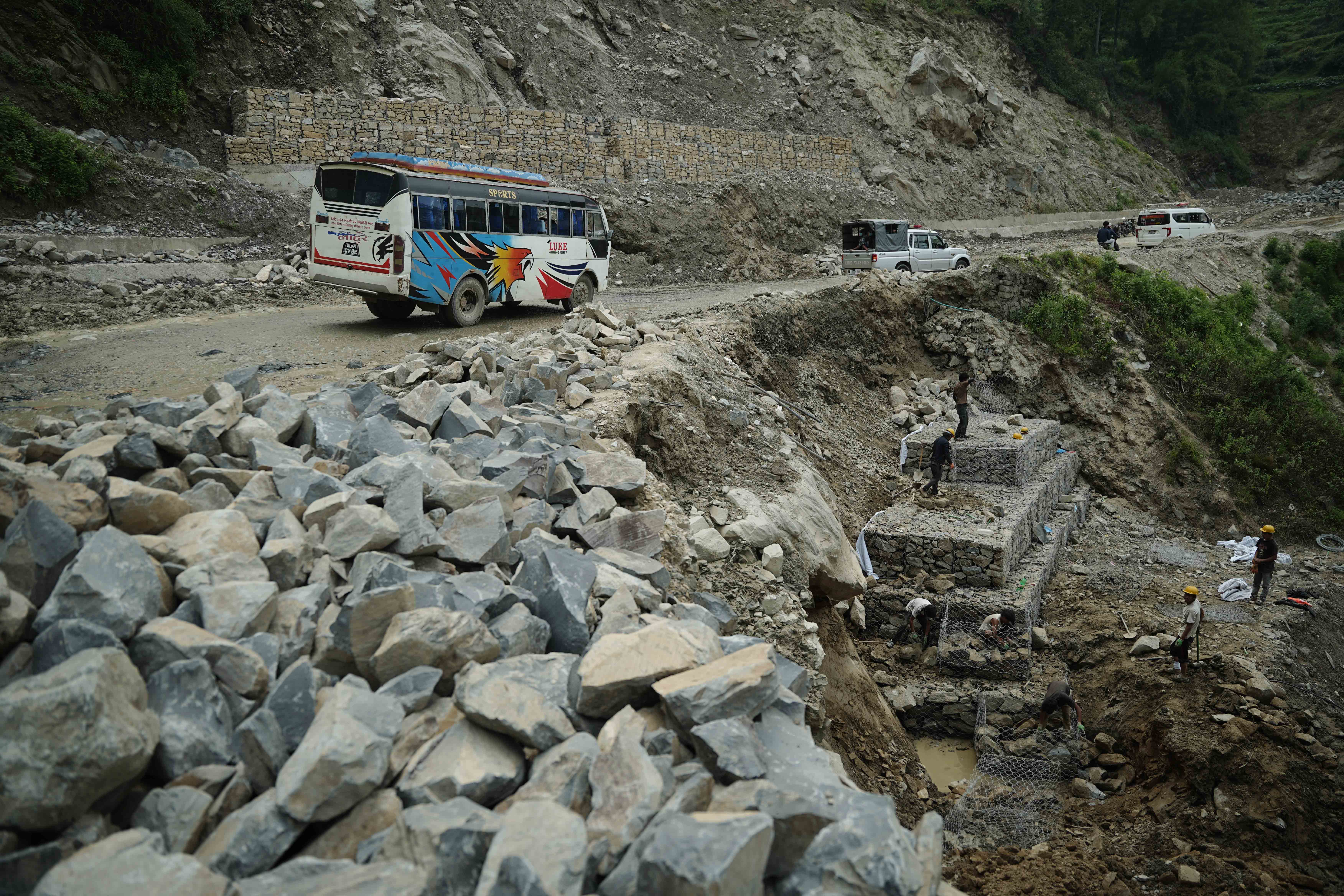 आज कुनकुन सडक छन् अवरूद्ध ?