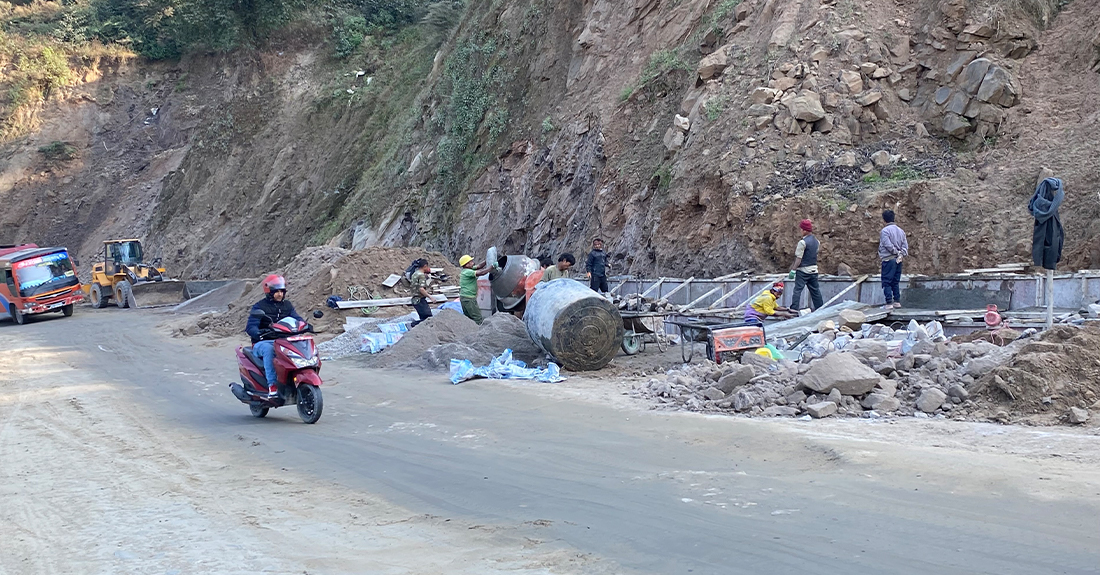 अरनिको राजमार्गअन्तर्गत धुलिखेल–खावा सडक विस्तार सुरु