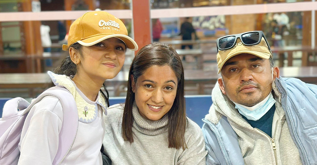 'एक्स्ट्रा अर्डिनरी' भिसामा धुर्मुसको सपरिवार अमेरिका सिफ्ट, नेपालमा बाँच्नसक्ने आधार नभेटेपछि यो निर्णय गर्यौँ: धुर्मुस