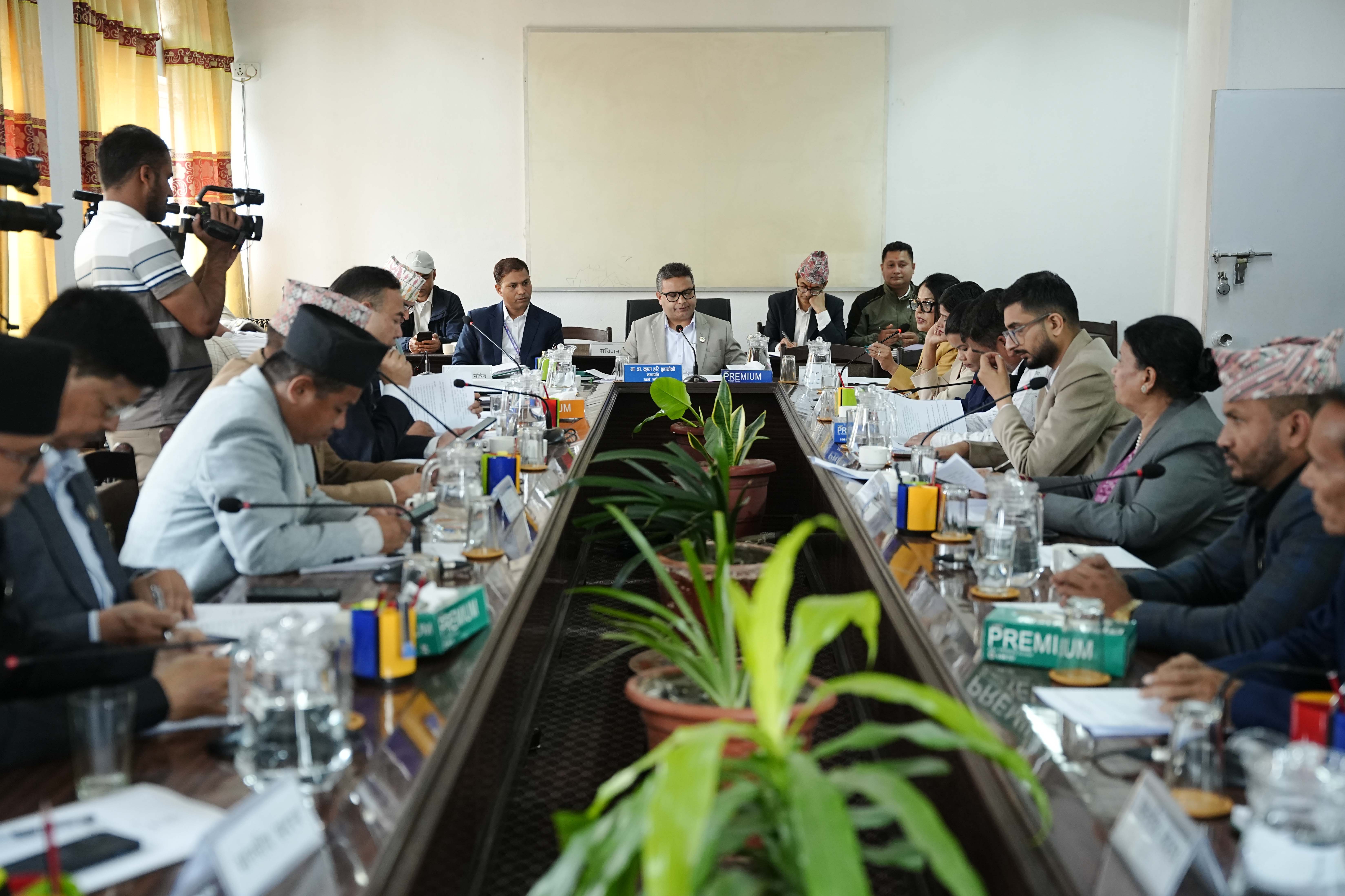 Finance-committee--29-1778566548.jpg