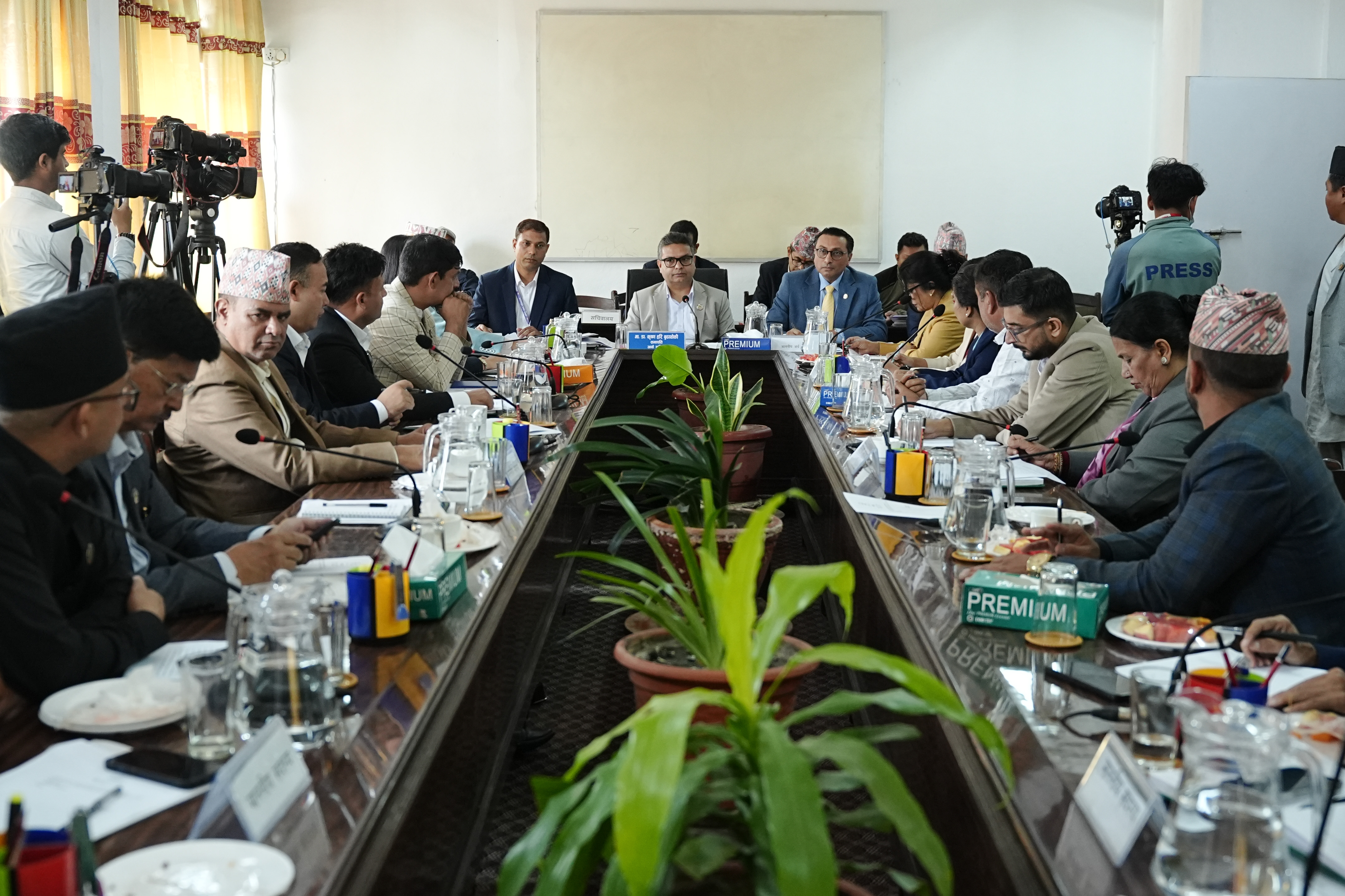 Finance-committee--35-1778566618.jpg