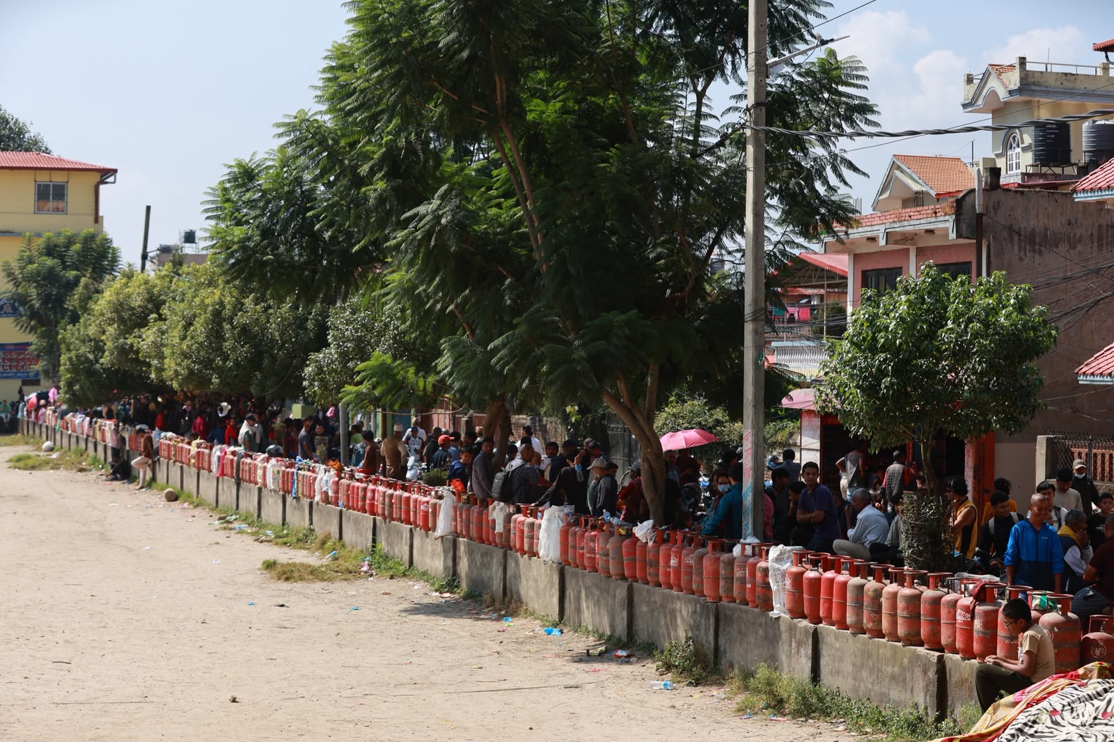 Gas-Line-at-Sifal_Nepal-Photo-Library-(12)-1791804061.jpeg