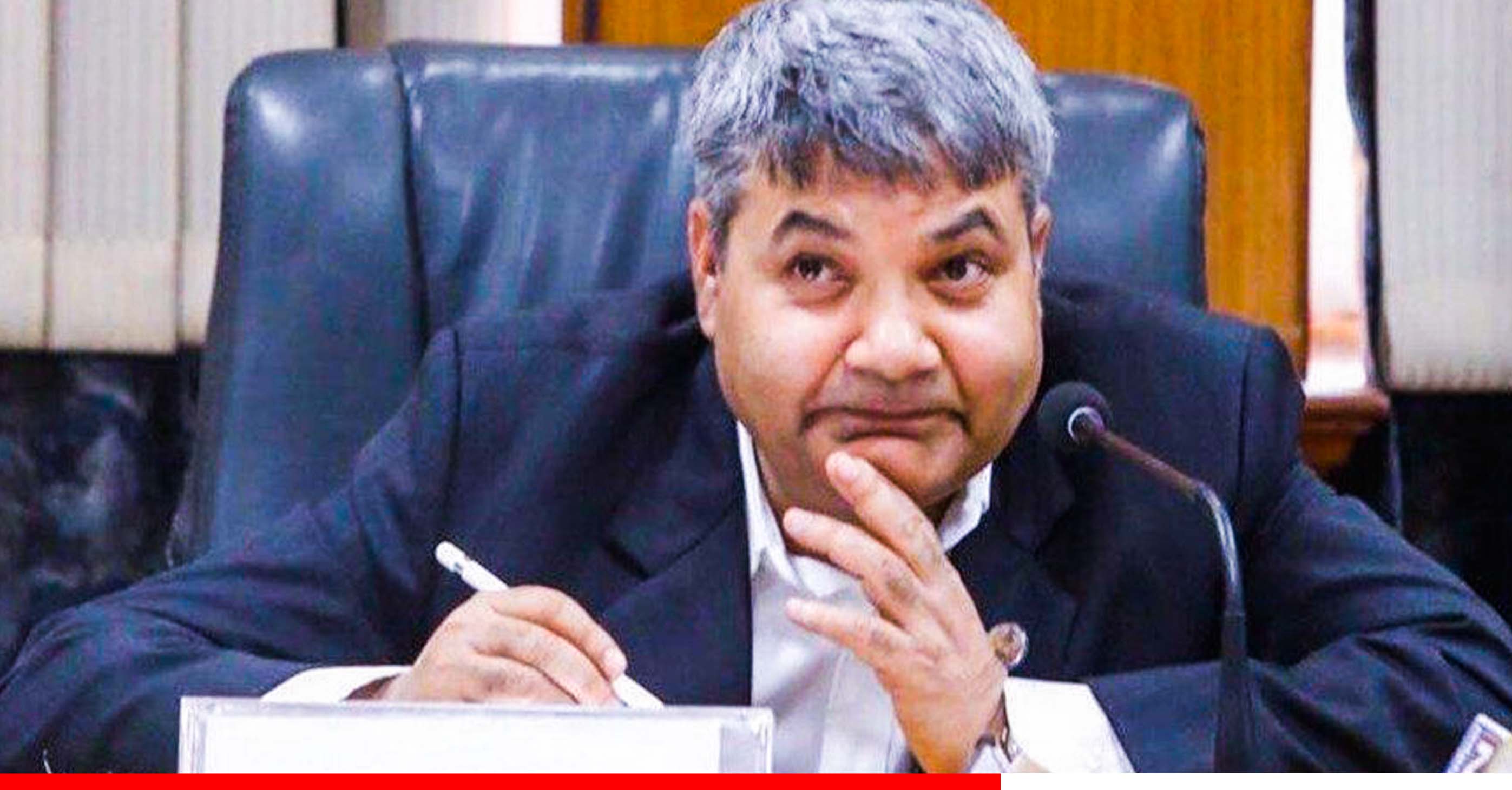 गोकुल बास्कोटाको कटाक्षः मन्त्रीहरुको खेतमा तोरी फुलेछ, देश लंका बनेछ