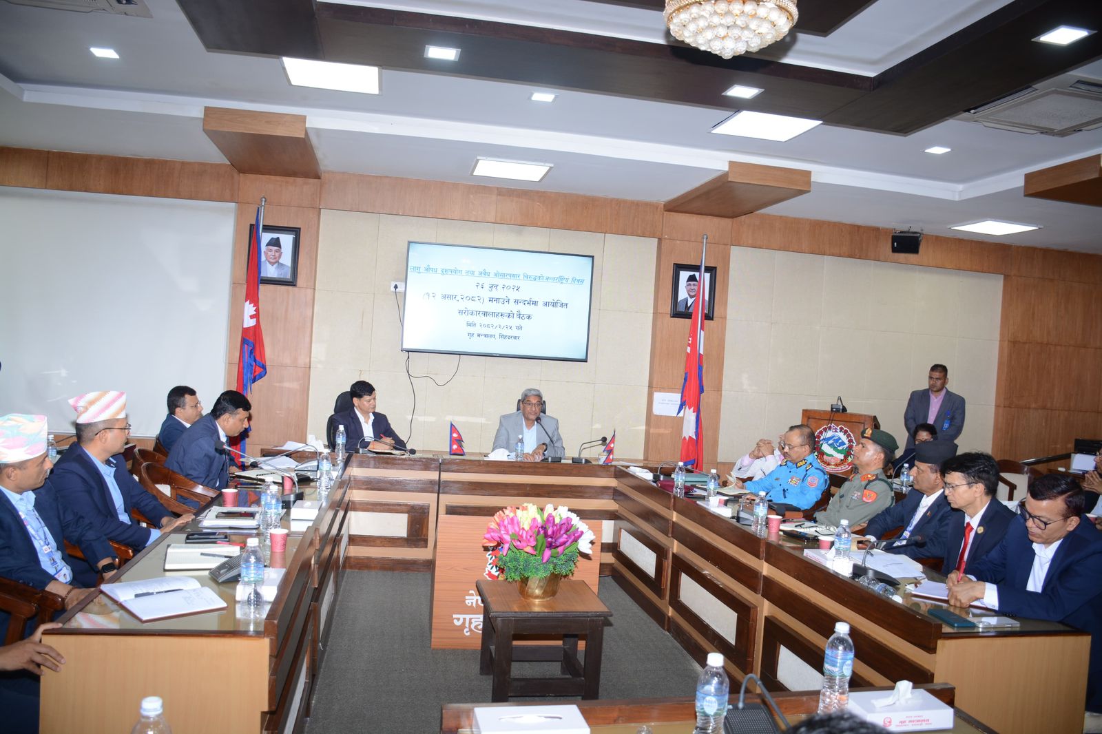 आत्महत्या, सडक दुर्घटना र विद्युतीय अपराधको प्रमुख कारक ‘लागुऔषध’ : गृहमन्त्री लेखक