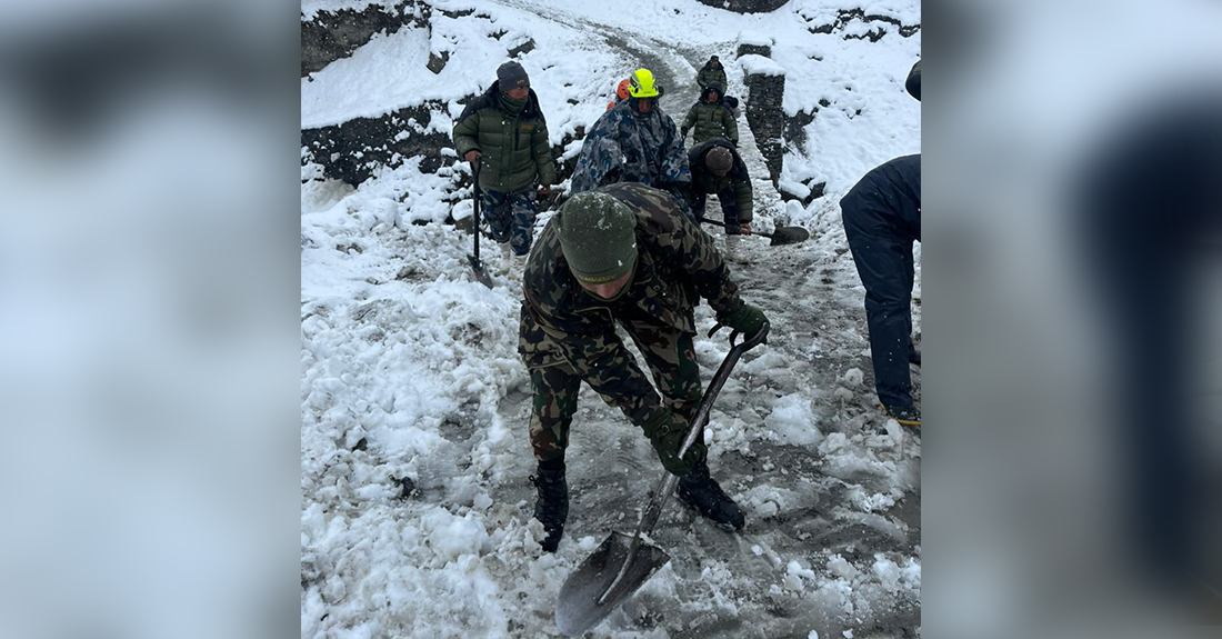 ‘हिडन भ्याली’ मा अलपत्र परेका तीन बेलायती महिलासहित १२ स्वदेशी पर्यटकको उद्धार प्रयास जारीः सेना