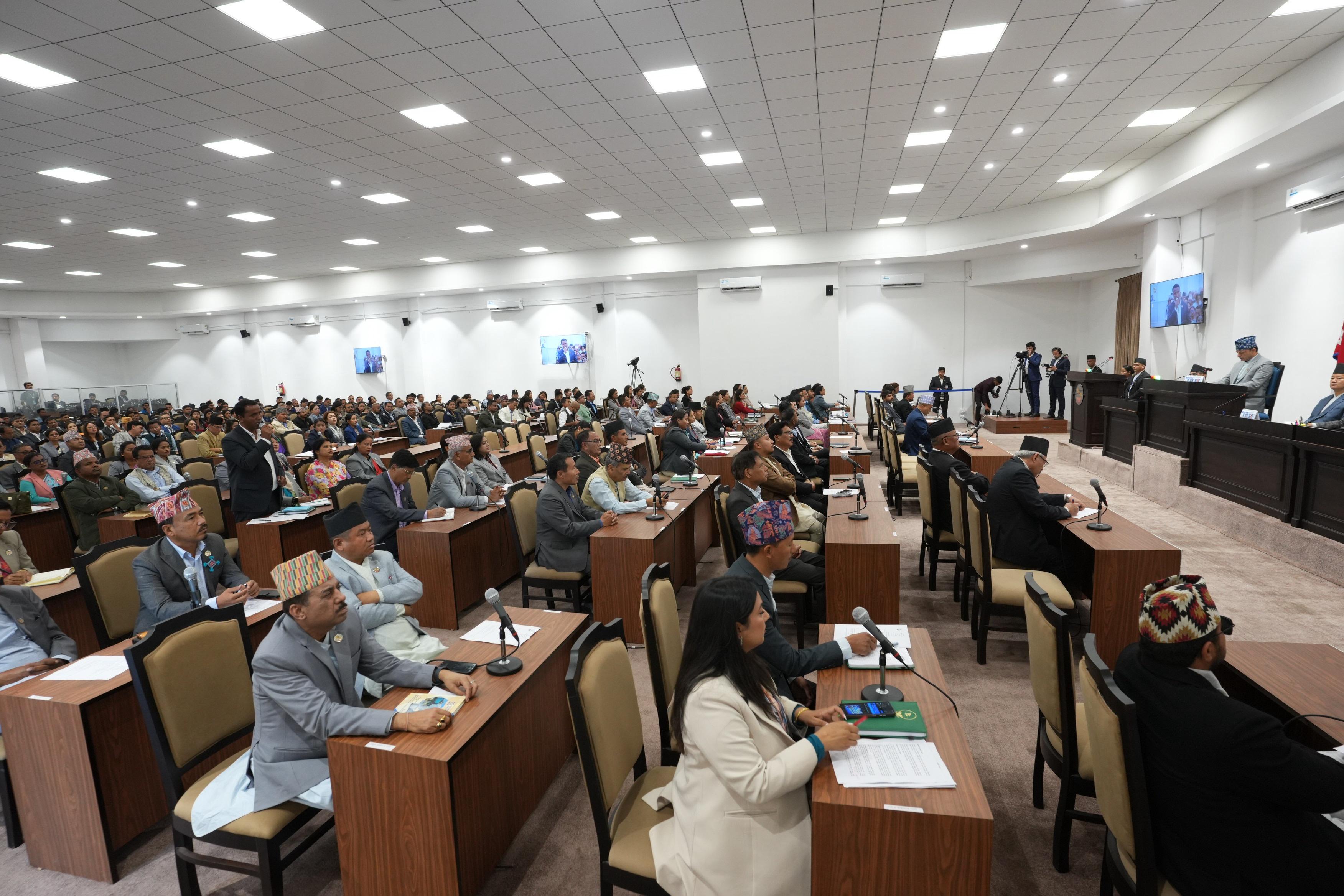 सङ्घीय संसद्का दुवै सदनको बैठक बस्दै