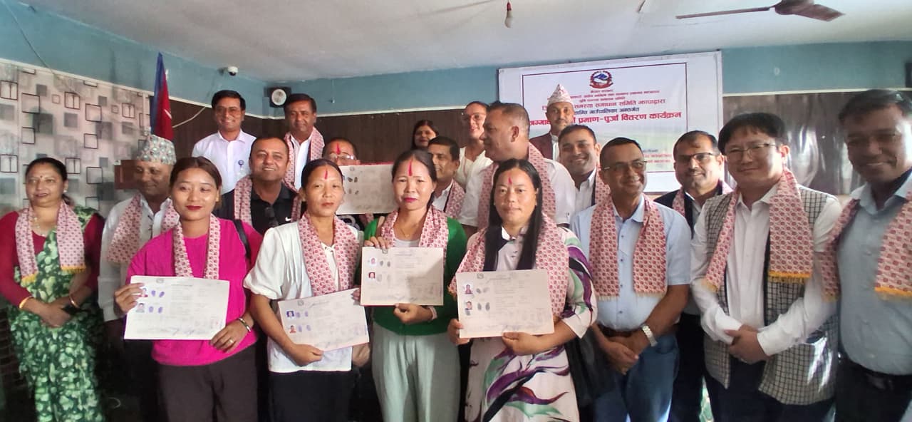झापाका ५ अव्यवस्थित बसोबासीले पाए लालपुर्जा