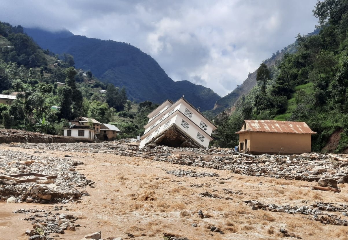 विपद्को एक वर्षः काभ्रेमा तीन हजारलाई अस्थायी आवास अनुदान